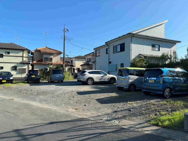 新宿町関根駐車場の月極駐車場3