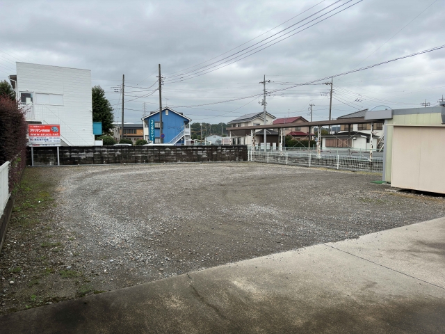元宿ベースの月極駐車場2