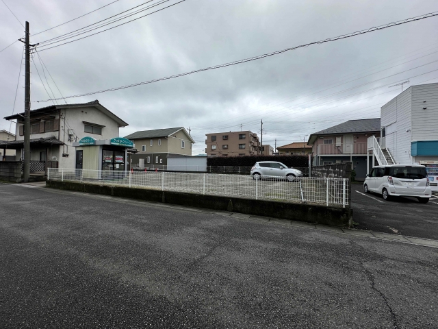 元宿ベースの月極駐車場3