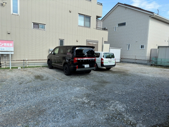 箭弓町小熊駐車場の月極駐車場2