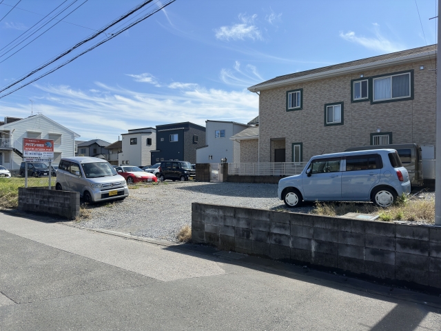 六反町第二駐車場の月極駐車場3