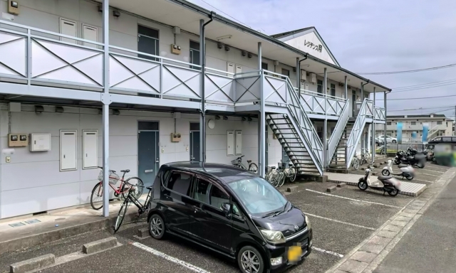 レジデンス翔敷地内パーキングの月極駐車場
