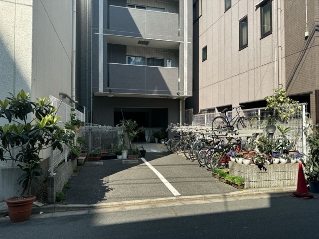 エクアス錦糸町の月極駐車場2