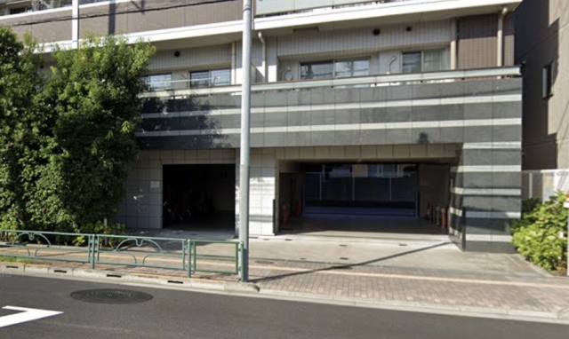クレア堀切菖蒲園の月極駐車場