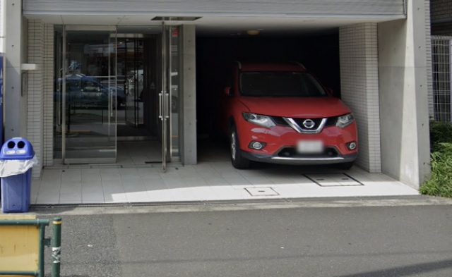 パークウェル三ノ輪駅前の月極駐車場