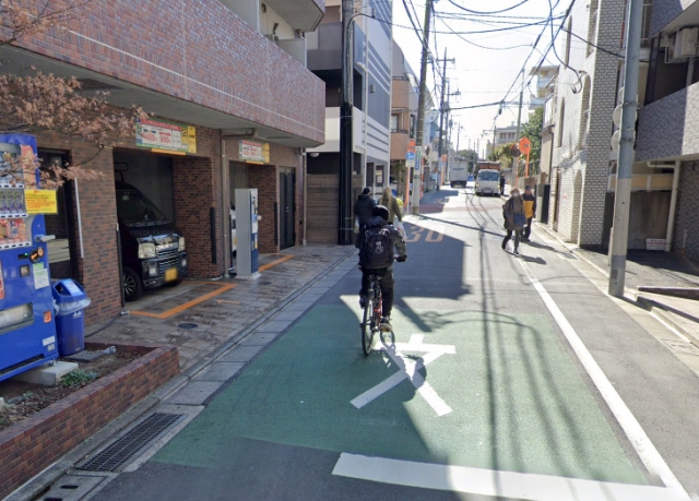 ブライズ中野新橋の月極駐車場