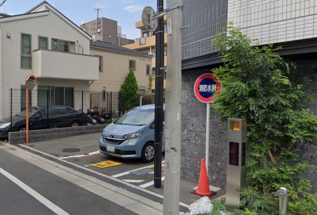 ラフィスタ下丸子の月極駐車場