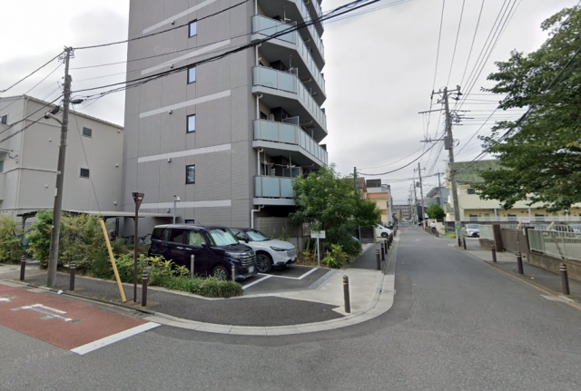 ラフィスタ北綾瀬の月極駐車場