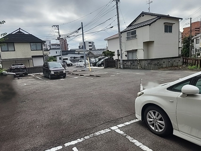 Meg土橋駐車場の月極駐車場