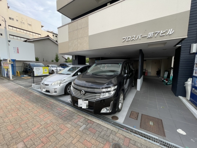 プロスパー第７ビル駐車場の月極駐車場4