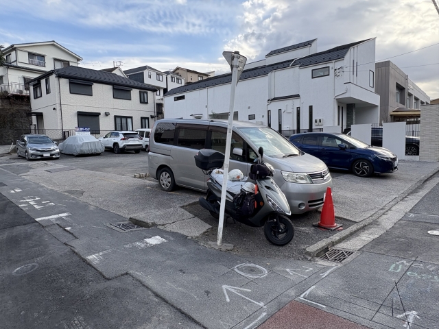 上町パーキングの月極駐車場2