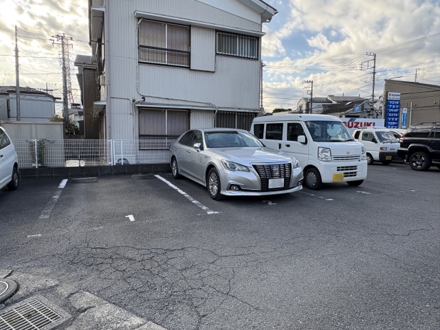 森（篠原西町136-8）駐車場の月極駐車場3
