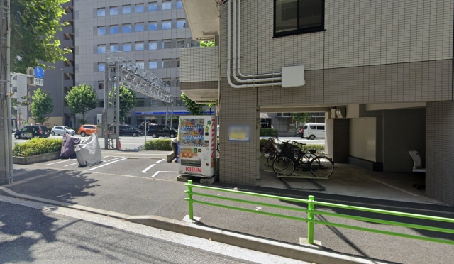 Log東日本橋の月極駐車場