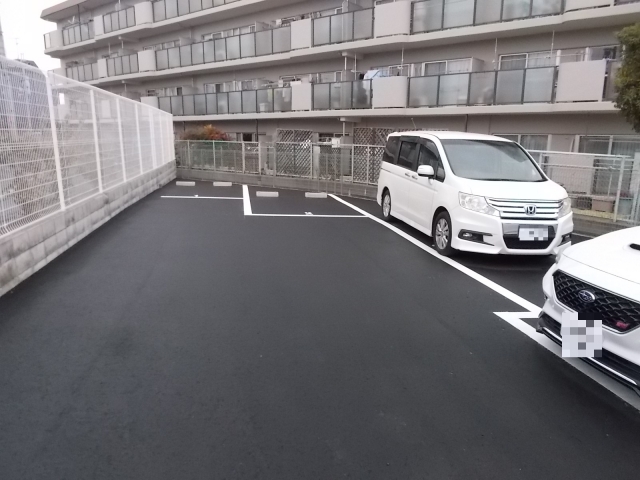 妙宣寺モータープールの月極駐車場4