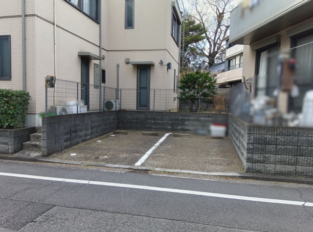 クレセント・フラットⅢ駐車場の時間貸し駐車場