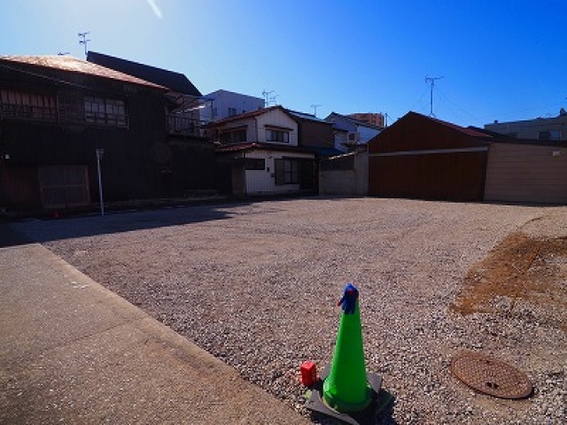 弓町月極駐車場の月極駐車場3