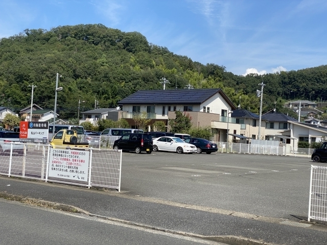 松山パーキングの月極駐車場
