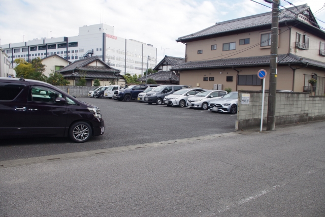 本蓮第77駐車場の月極駐車場