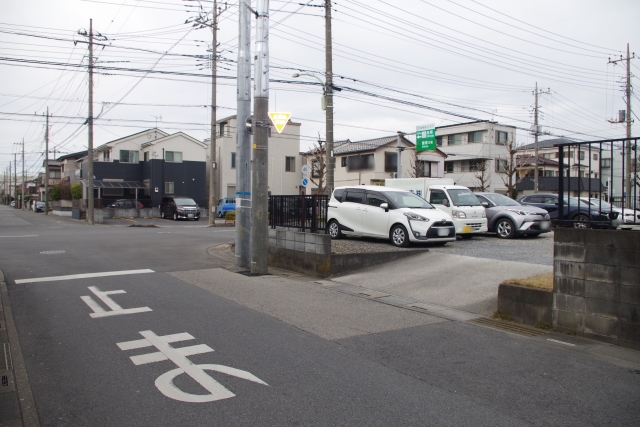 本蓮第９０駐車場の月極駐車場2