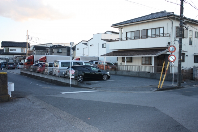 八幡木第70駐車場の月極駐車場
