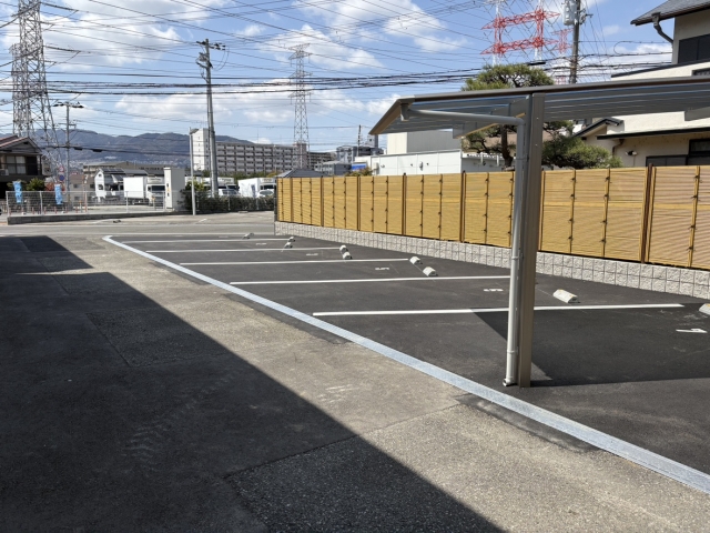 栄モータープールの月極駐車場6