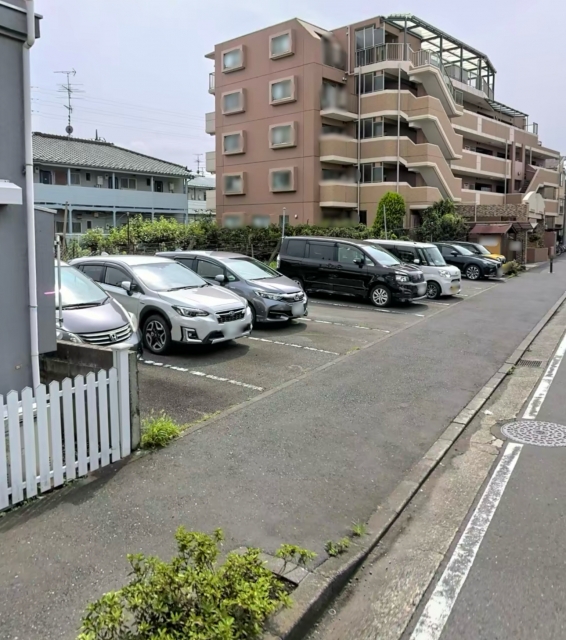 日本ハム駐車場の月極駐車場