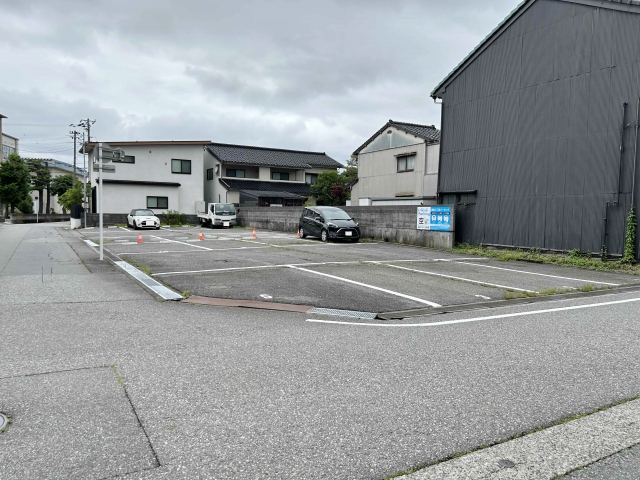 柳町3丁目パーキングの月極駐車場