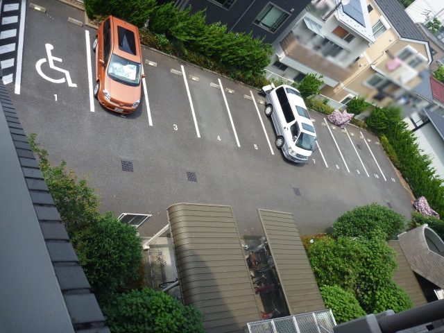 ソレアードまつば駐車場の月極駐車場