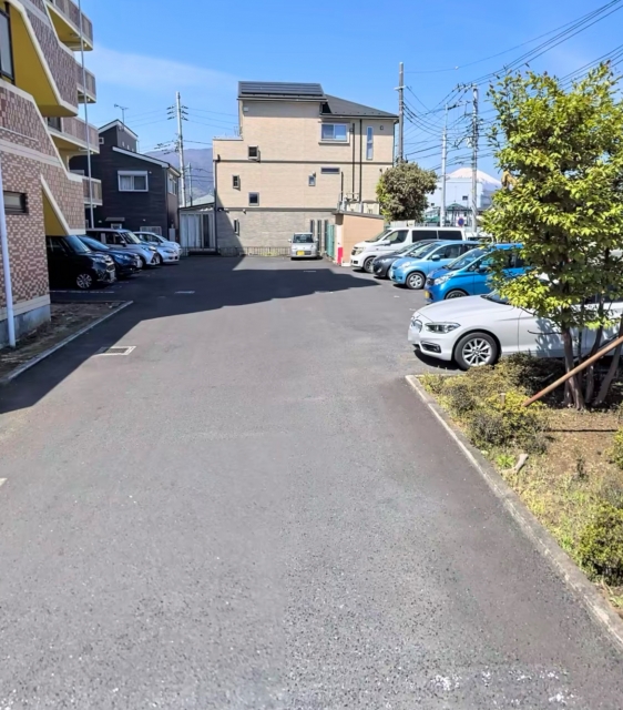 サニーヴィラ金子駐車場の月極駐車場