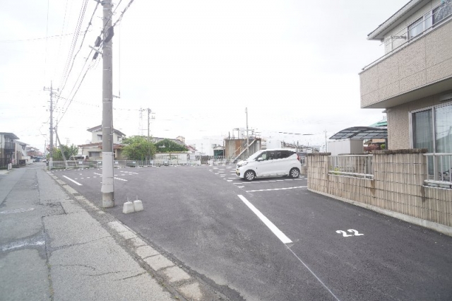 古市町M駐車場の月極駐車場3