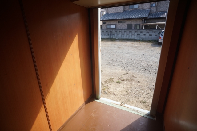並榎町コンテナの月極駐車場5