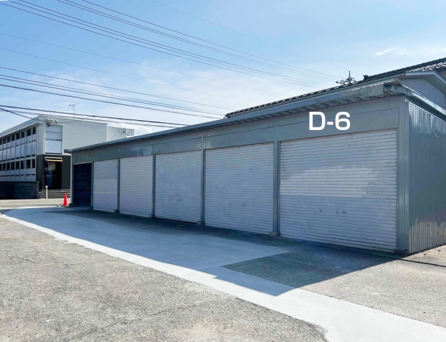 富山市水橋大正町ガレージD・E棟の月極駐車場