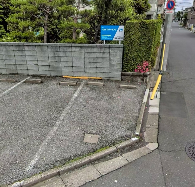 シカイワパ−キングの月極駐車場