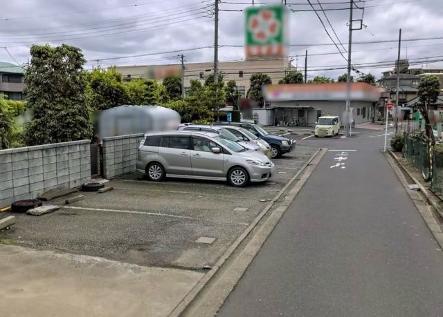 シカイワパ−キングの月極駐車場3