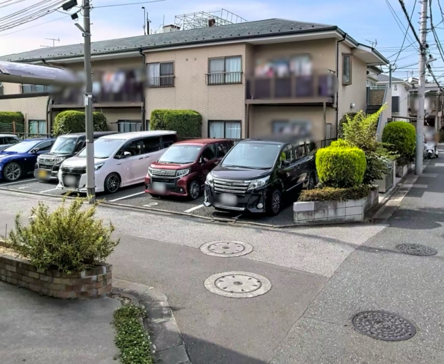 リフレイン北綾瀬駐車場の月極駐車場