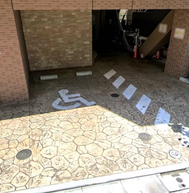 M．Yビル駐車場の月極駐車場