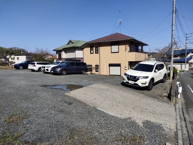 小比企第６駐車場の月極駐車場2