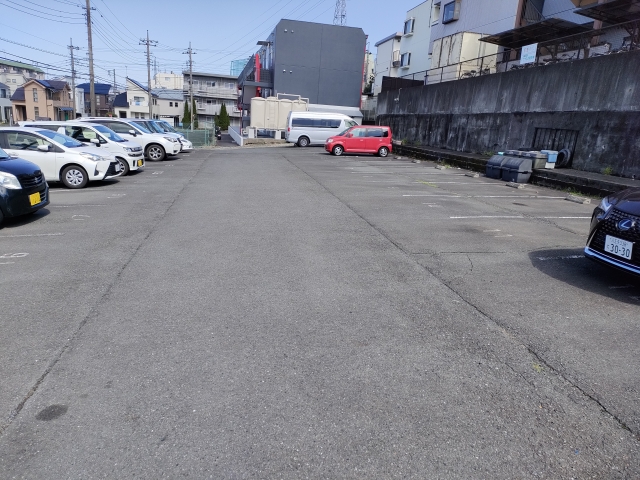小比企第３駐車場の月極駐車場2