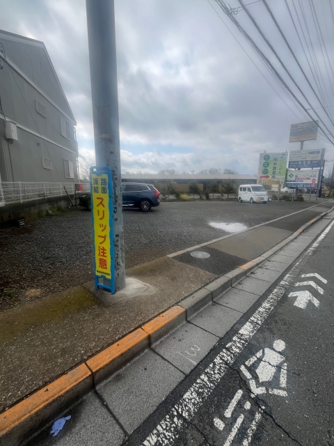 小比企第４駐車場の月極駐車場3