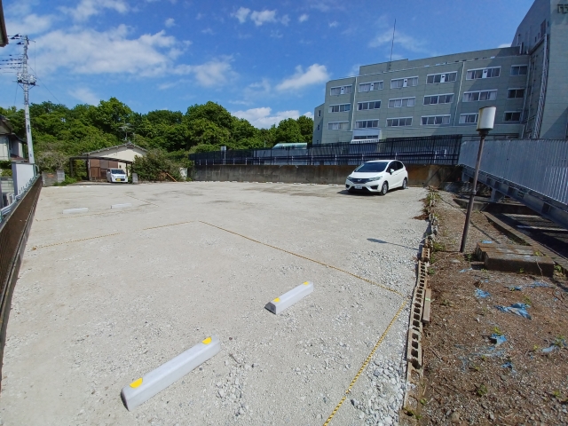 市民病院南側駐車場の月極駐車場3