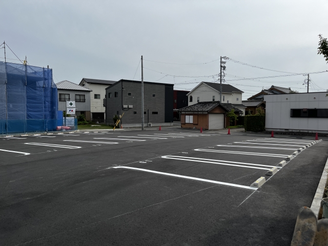 高浜市本郷町2丁目駐車場の月極駐車場