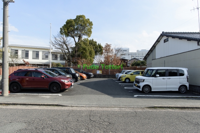 西町愛真幼稚園となり駐車場の月極駐車場