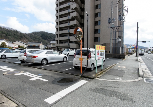 青葉町坂本駐車場の月極駐車場
