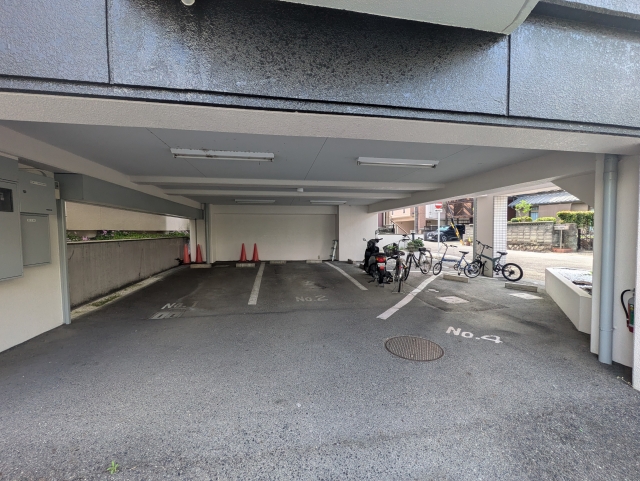 プロクシィスクエア平池駐車場の月極駐車場1