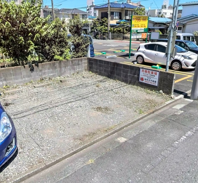 メゾンローラ駐車場の月極駐車場