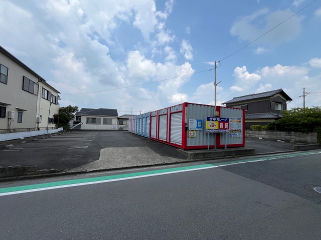 今中ガレージの月極駐車場