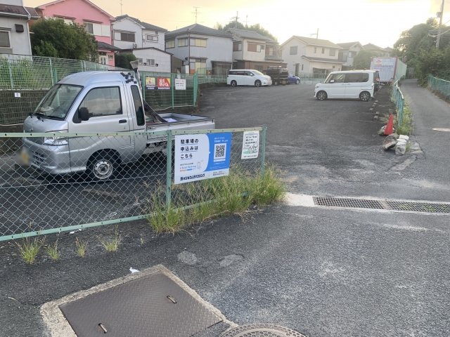 ヒル塚松本パーキングの月極駐車場