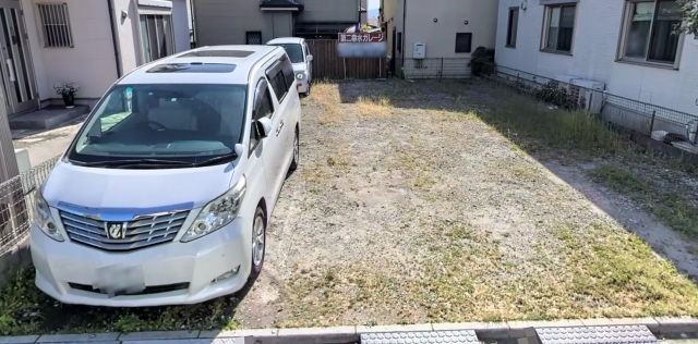 第2幸水ガレージの月極駐車場