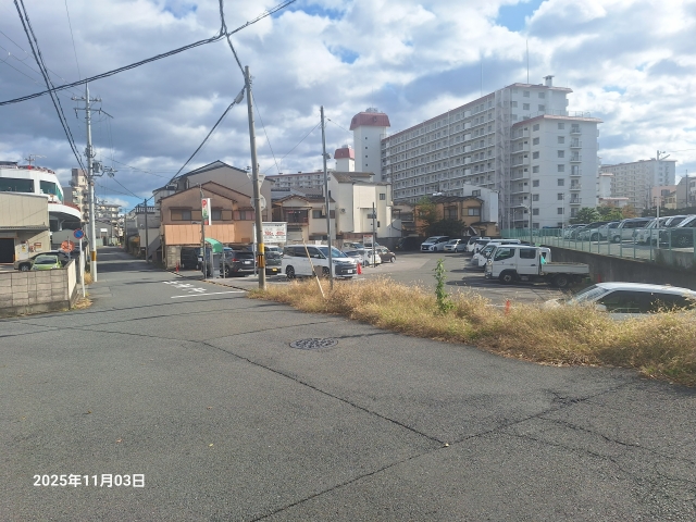 上川原町ガレージの月極駐車場