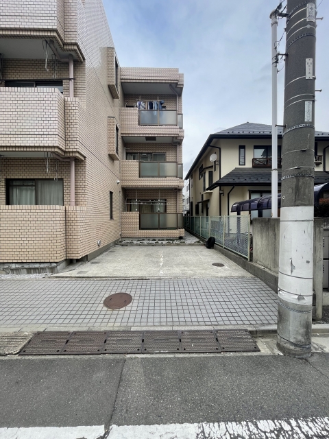 コンドミニアムU駐車場の月極駐車場